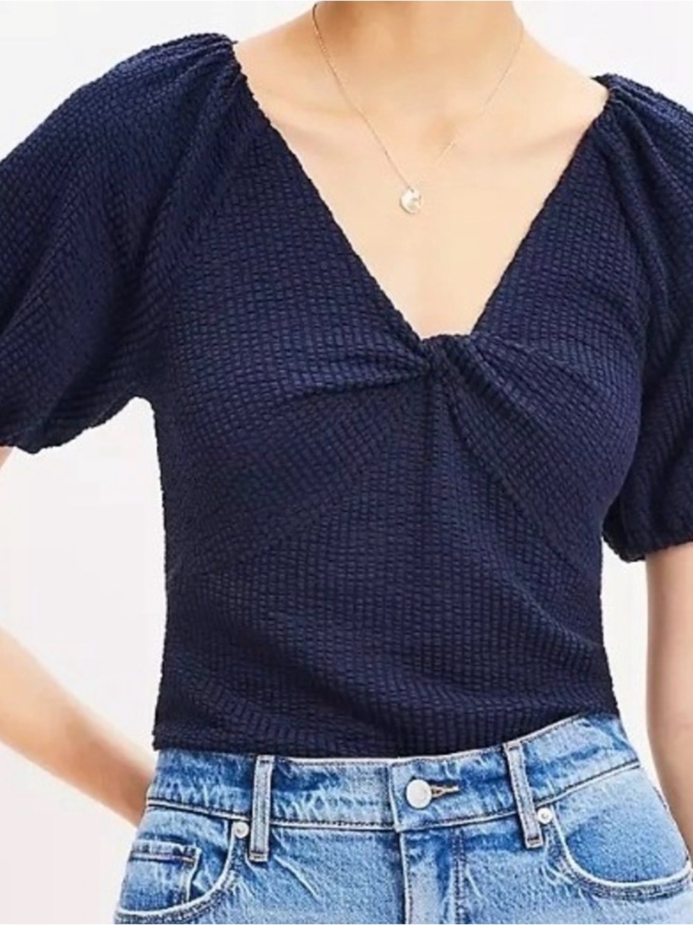 LOFT Navy Seersucker Twist Neck Puff Sleeve Top Women’s Large Cotton Blend - Picture 5 of 5